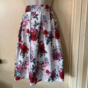 Choies  white floral circle skirt size S